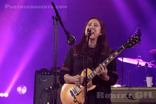 THE BREEDERS - 2017-10-27 - PARIS - Gaite Lyrique - Kim Deal